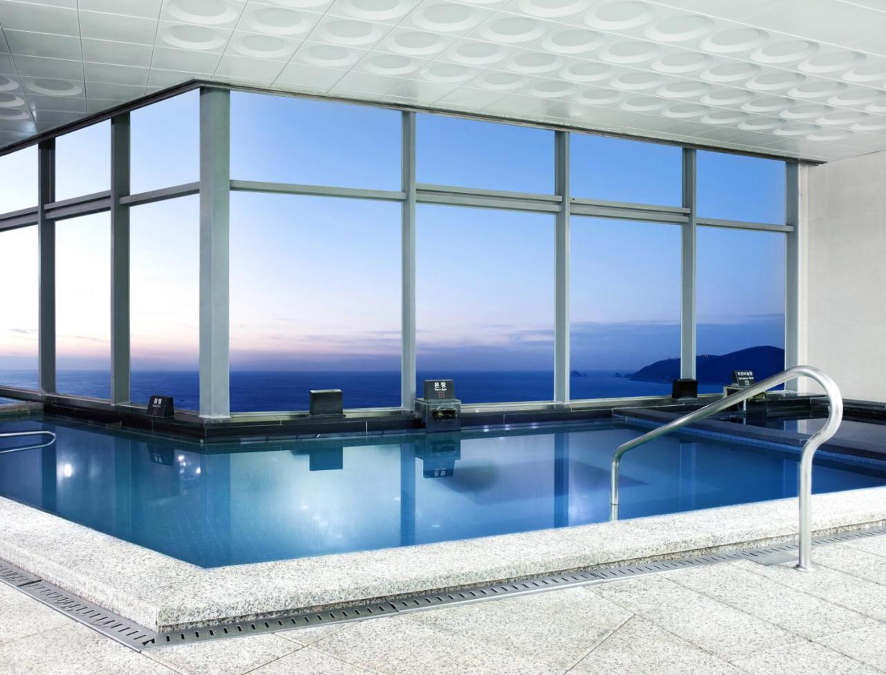 Hanwha Resort Haeundae Busan Exterior photo